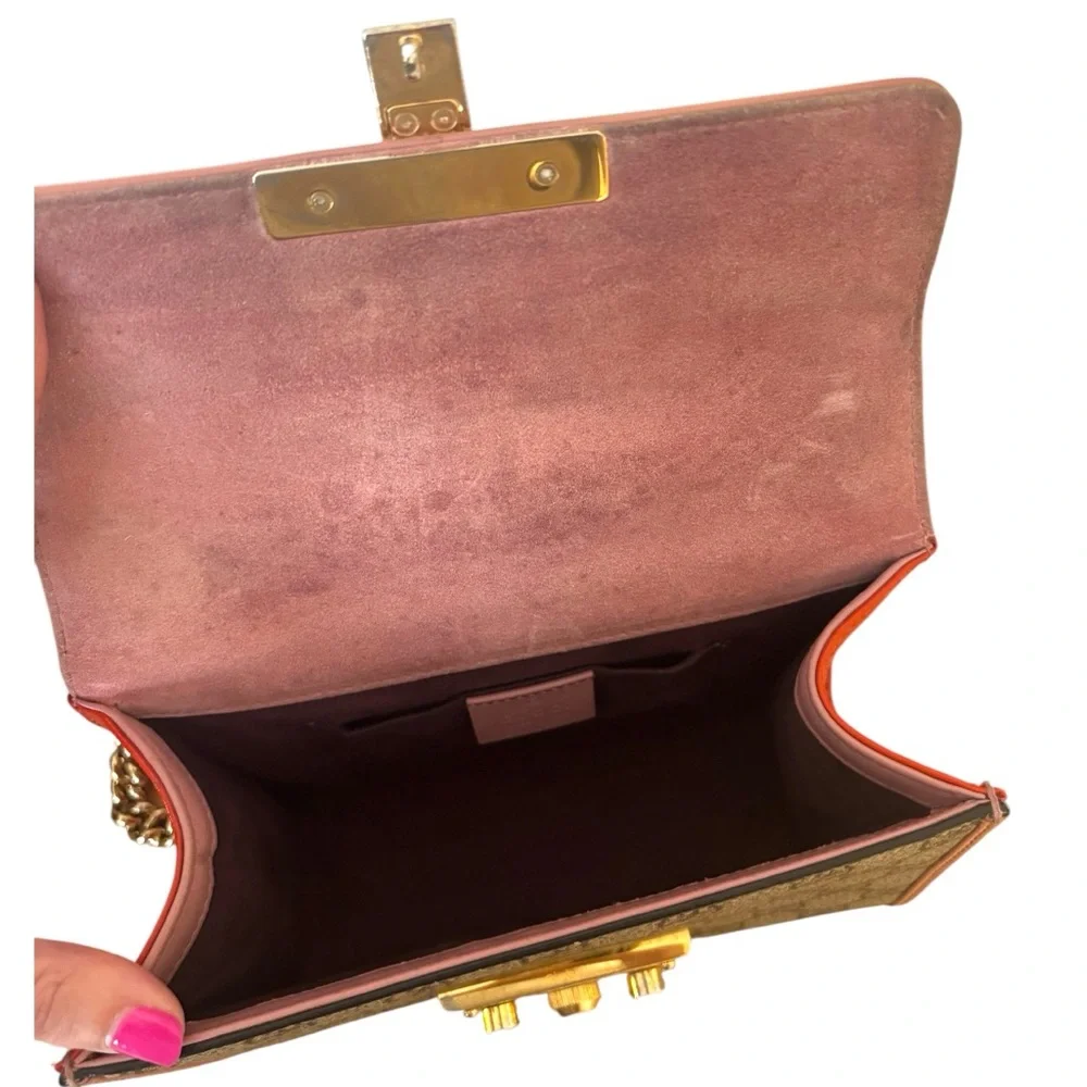 Gucci GG Supreme Tricolor Crossbody - Picture 6 of 9